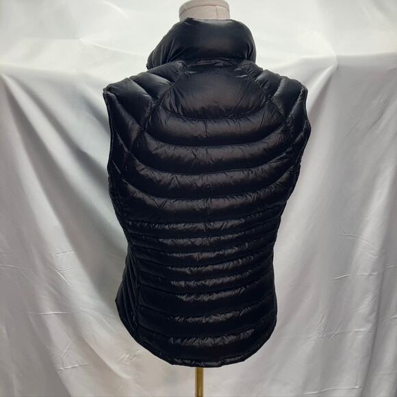 Bernardo Goose Down Puffer Vest Black Full Zip Womens Medium Full Zip Outdoor - Picture 9 of 16